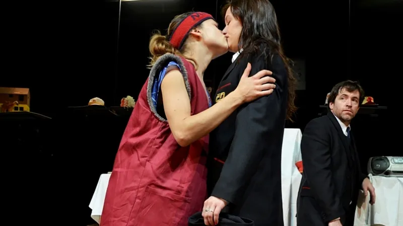 Ježíškova armáda / Hana Kusnjerová, Kristýna Leichtová