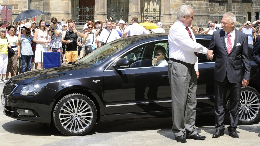 Prezident Miloš Zeman a jeho nový Superb