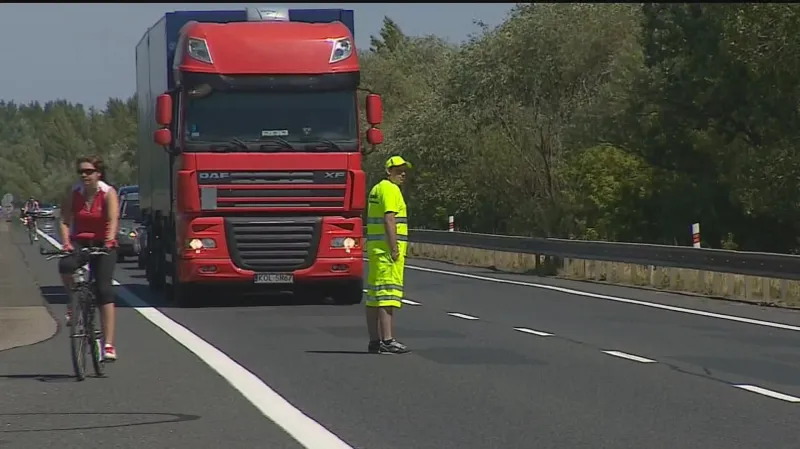 Most přes Nové Mlýny