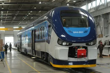 Pokuta pro České dráhy za nákup polských vlaků platí. Potvrdil ji krajský soud