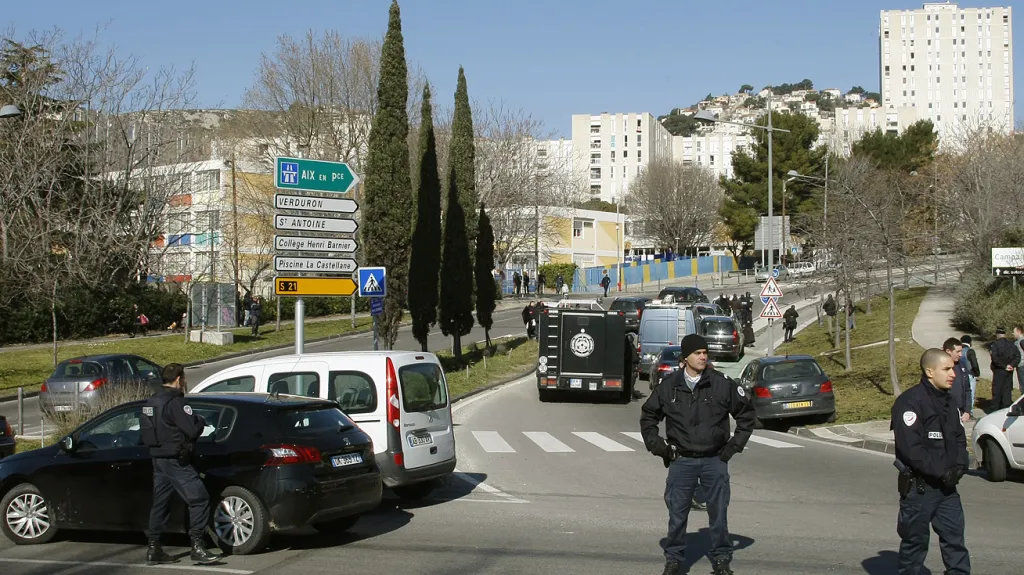 Policejní zásah v Marseille (ilustrační foto)