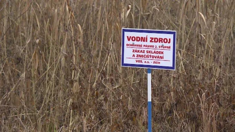 I na tomto místě podle pamětníka měly údajně skončit sudy