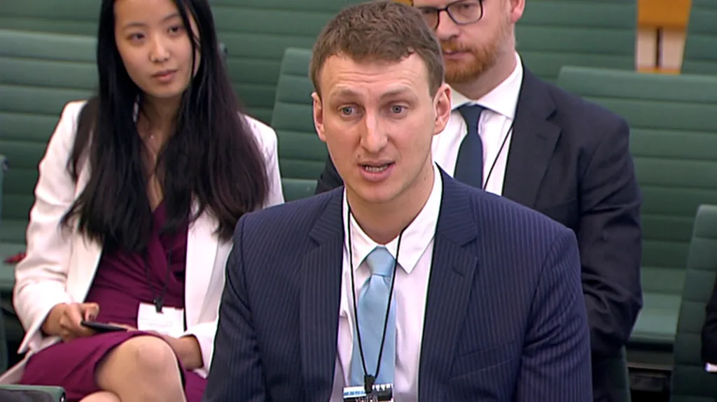 Aleksandr Kogan v britském parlamentu