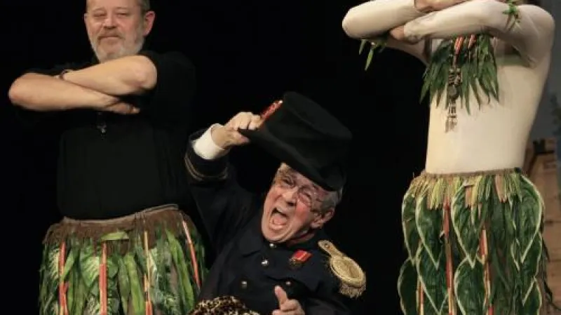 Pavel Vondruška ve hře Afrika