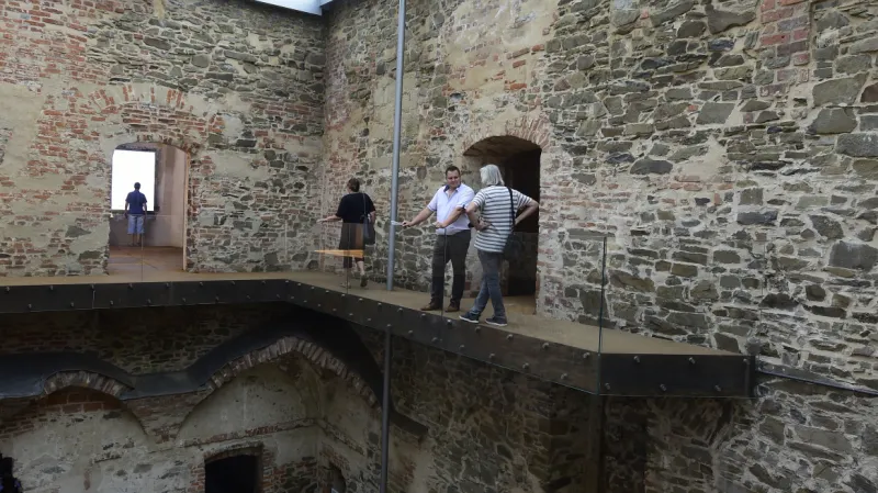 Opravený renesanční palác na hradě Helfštýn