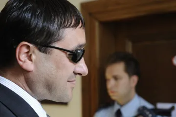 Za agresivní jízdu potvrdil soud Trpišovskému podmínku