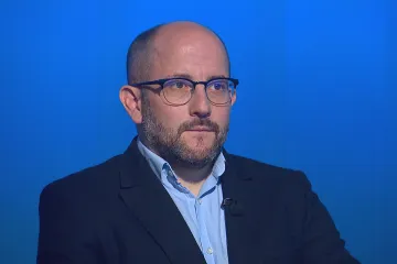 Na vzdělání jde o 50 miliard méně, než je průměr OECD. Šetříme na důležitých věcech, říká Prokop
