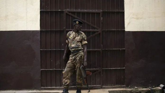 Vězeňská stráž v jedné ze středoafrických věznic
