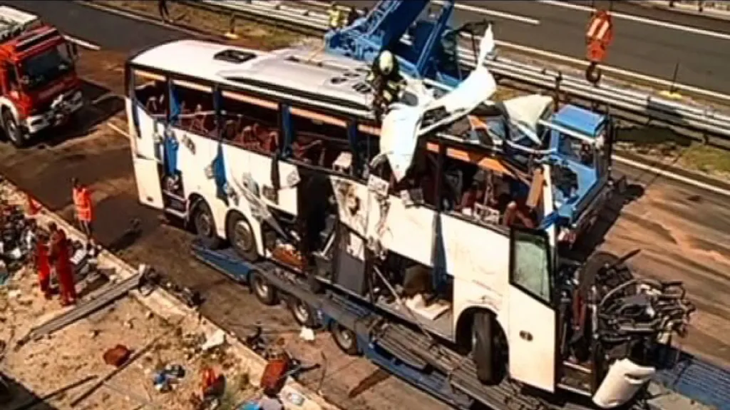 Havarovaný autobus