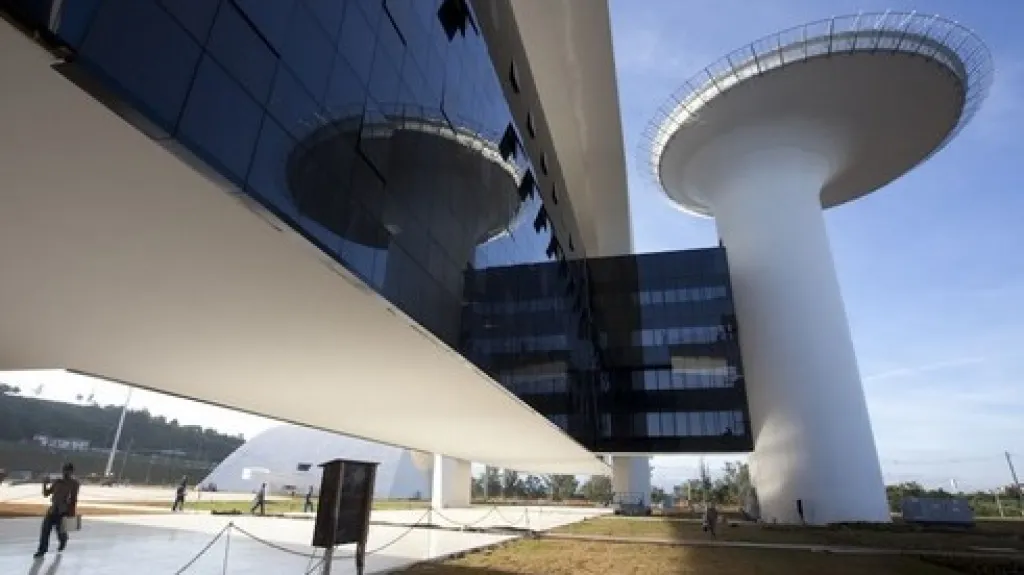 Oscar Niemeyer / Administrativní centrum v Belo Horizonte