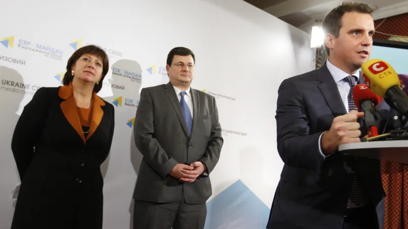 Natalija Jaresko, Alexandr Kvitašvili a Ajvaras Abromavičus