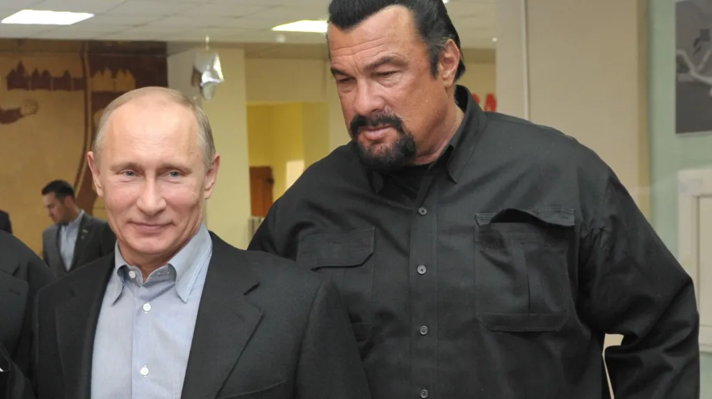 Ruský prezident Vladimir Putin a herec Steven Seagal