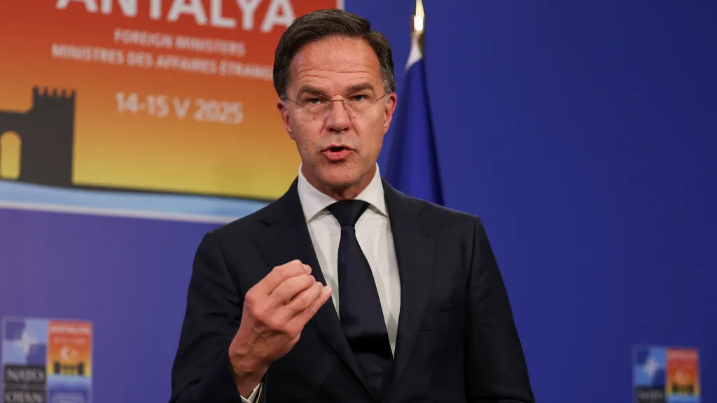 Generální tajemník NATO Mark Rutte na neformálním jednání ministrů zahraničí Aliance v Turecku (15. května 2025)