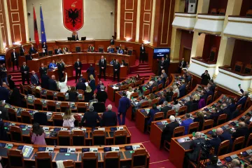 Itálie může umístit žadatele o azyl do Albánie. Tamní parlament dohodu schválil