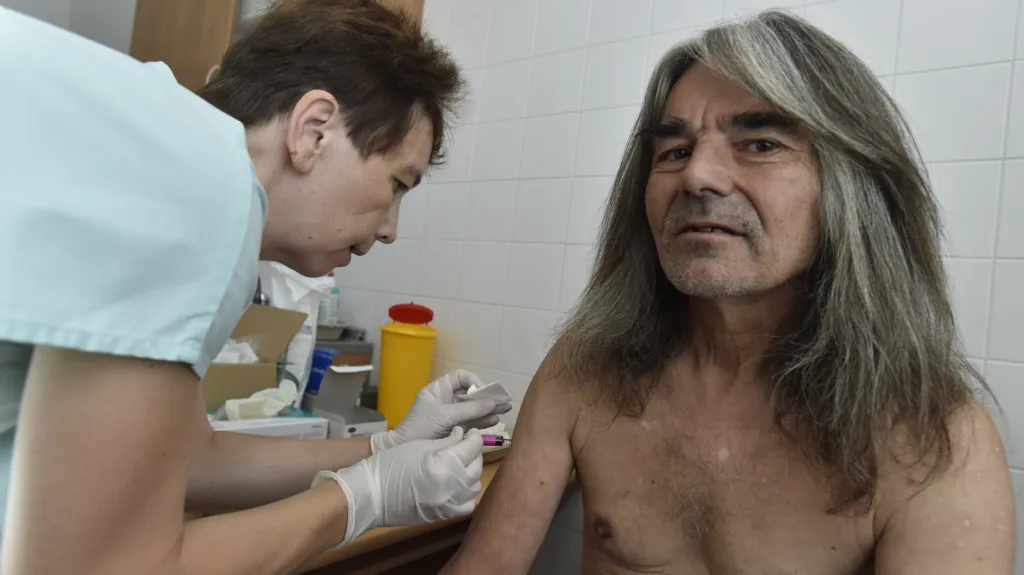 Očkování lidí bez domova v Brně