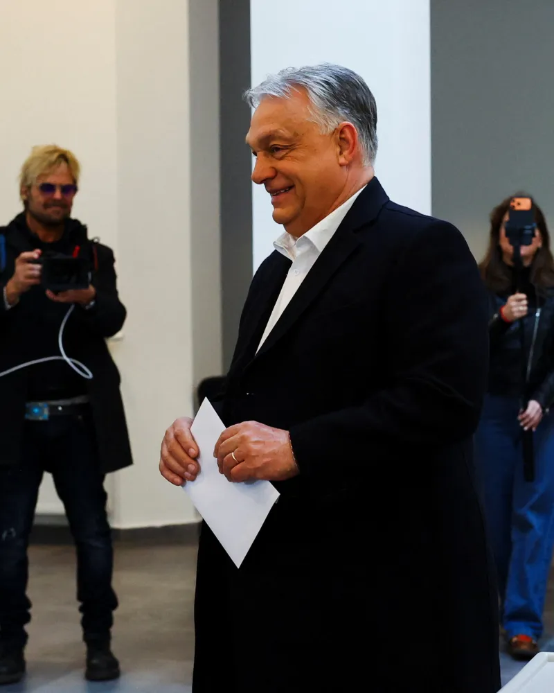 Maďaři si volí parlament. Orbán i Magyar mluvili o vítězství