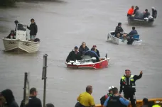 Kvůli povodním v Austrálii byly evakuovány desítky tisíc lidí 