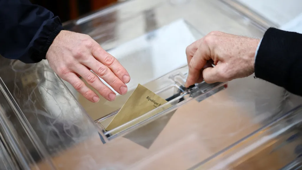 Ở Pháp kết thúc vòng hai của cuộc bầu cử địa phương