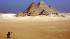 Pyramidy