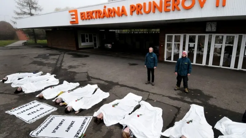 Protest aktivistů z hnutí Greenpeace