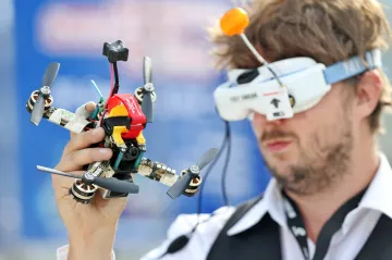  Na Havaji se konaly závody Světového šampionátu dronů. Uspěl tam i Čech