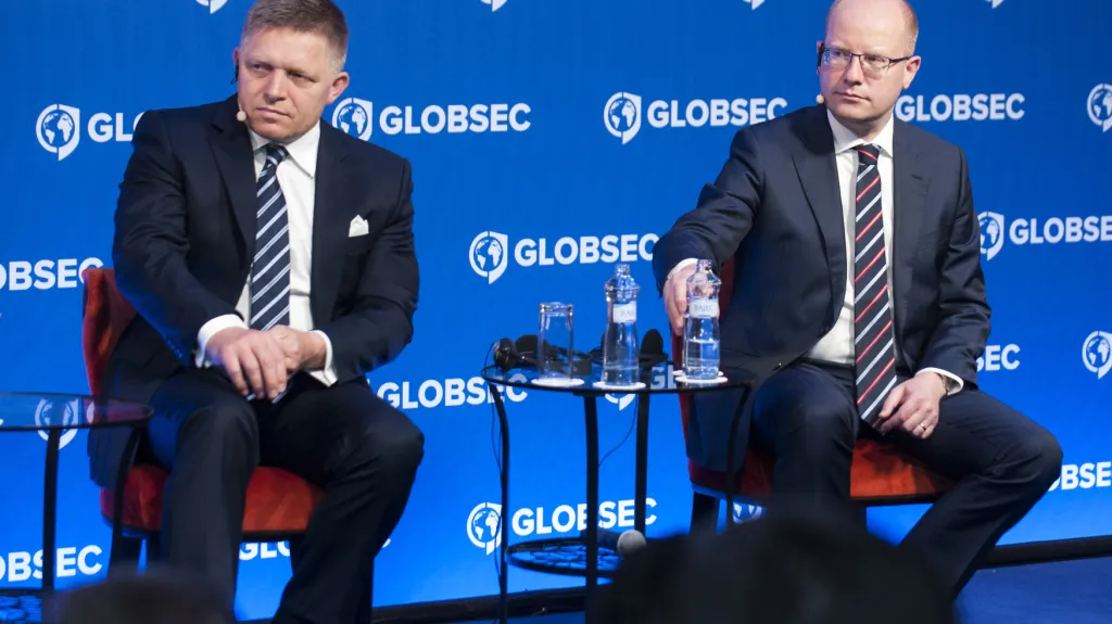 Bohuslav Sobotka a Robert Fico