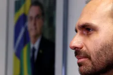 Bolsonaro chce poslat syna k Trumpovi dělat velvyslance. Prokuratura žádá soud o zásah