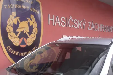 Reportéři ČT: Antimonopolní úřad pokutoval hasiče. Bez tendrů uzavírali smlouvy za desítky milionů s jedinou firmou