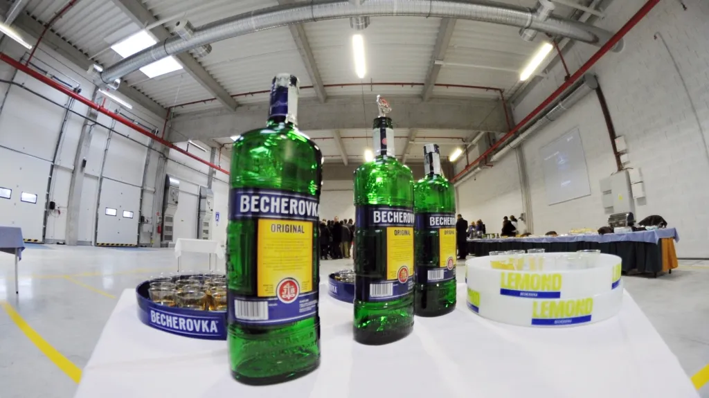 Becherovka - ilustrační foto