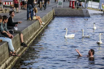 Víc života na Staroměstské tržnici a klidnější náplavka. Praha chystá změny