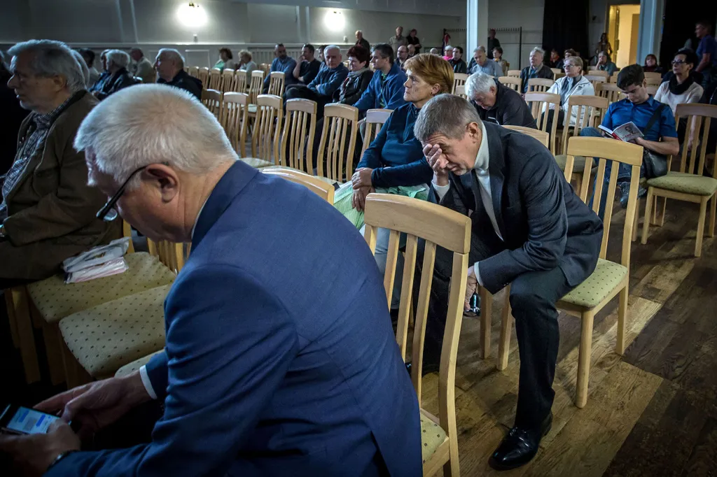 Jeden z posledních předvolebních mítinků Andreje Babiše v Jihlavě.