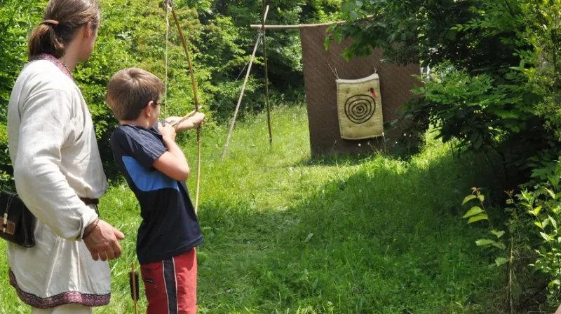 Ze skanzenu v Březně u Loun