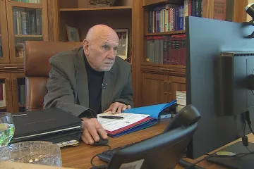 Spory ohledně šéfa Ústavního soudu neustávají. Jmenování nového Zemanem by byl podle Fialy problém