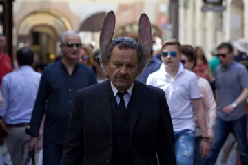 Nový film s Miroslavem Krobotem získal dvě ceny ve Varšavě. Premiéra se ale odkládá
