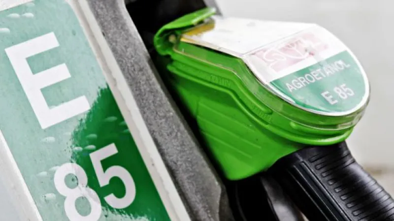 Události: Daňové zvýhodnění biopaliv možná skončí
