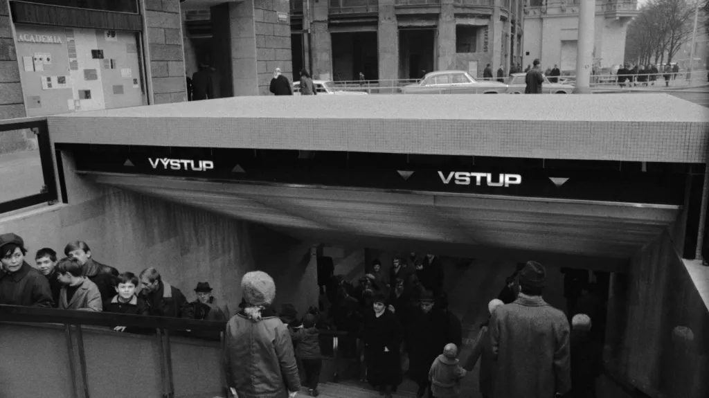 Podchod pod Václavským náměstím