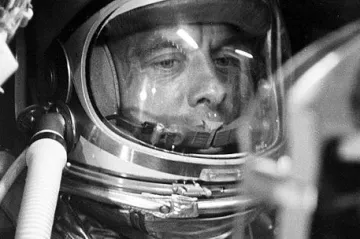 Alan Shepard  -  první americký astronaut ve vesmíru