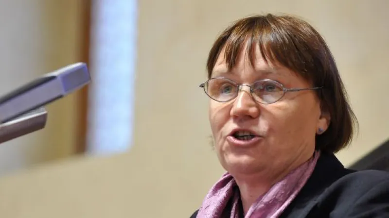 Nová ombudsmanka Šabatová se ujímá úřadu