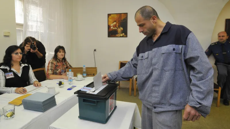 Volby ve věznici Mírov