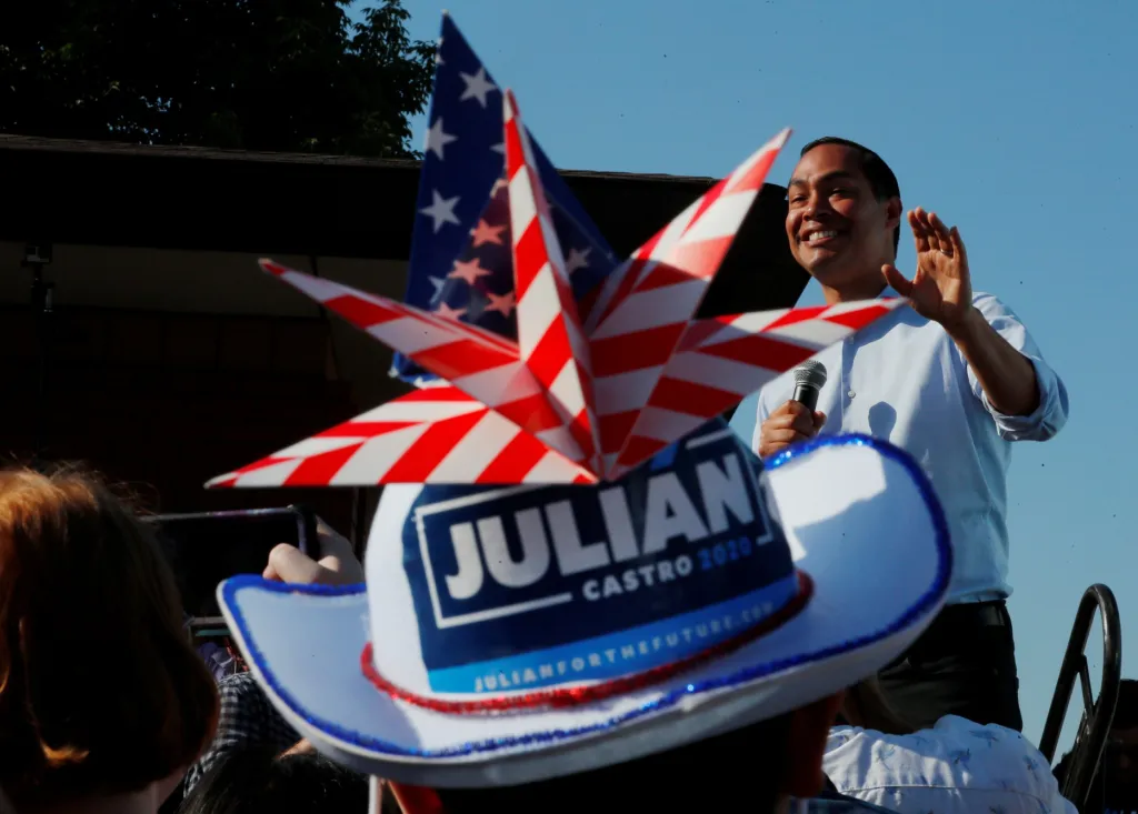 Julian Castro během vystoupení diskutoval se svými příznivci