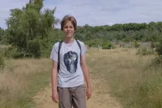 Britský chlapec se rozhodl v boji za lepší přístup k planetě ujít přes tři sta kilometrů