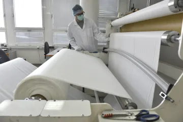 Firmy vítají plán na zvolnění koronavirových restrikcí, obsahuje ale podle nich nejasnosti