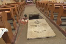 Krypta pod chodovským kostelem skrývá historii i odkaz vandalů