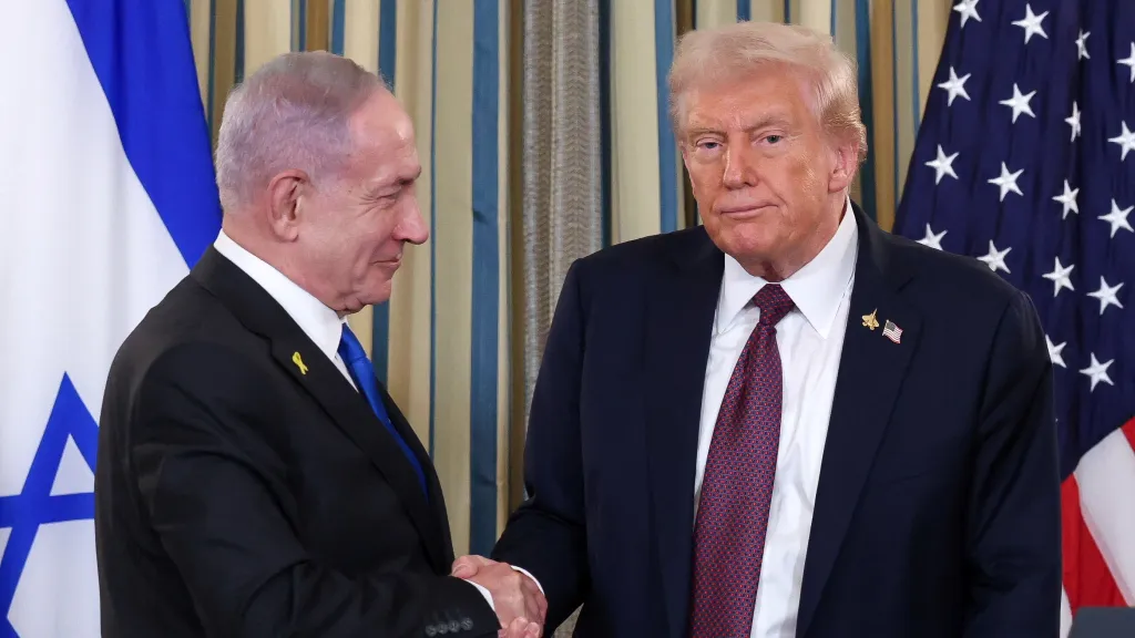Benjamin Netanjahu a Donald Trump na snímku ze září 2025