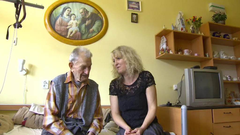 Seniorům pomáhají tzv. vzpomínkové cesty