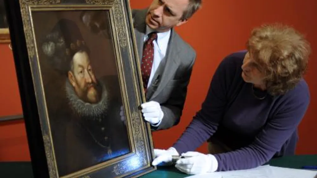 Restaurátoři kontrolují slavný portrét