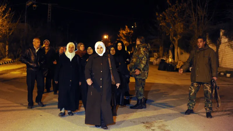 Zástup lidí v Madáji