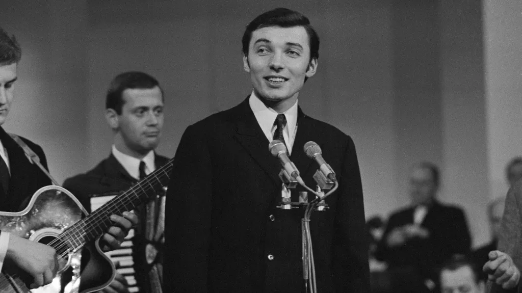 Karel Gott jako Zlatý slavík, 1966