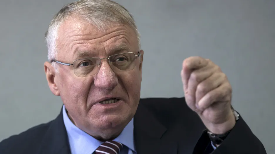 Vojislav Šešelj