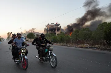 Násilí vysídlilo od pádu Asada už statisíce Syřanů